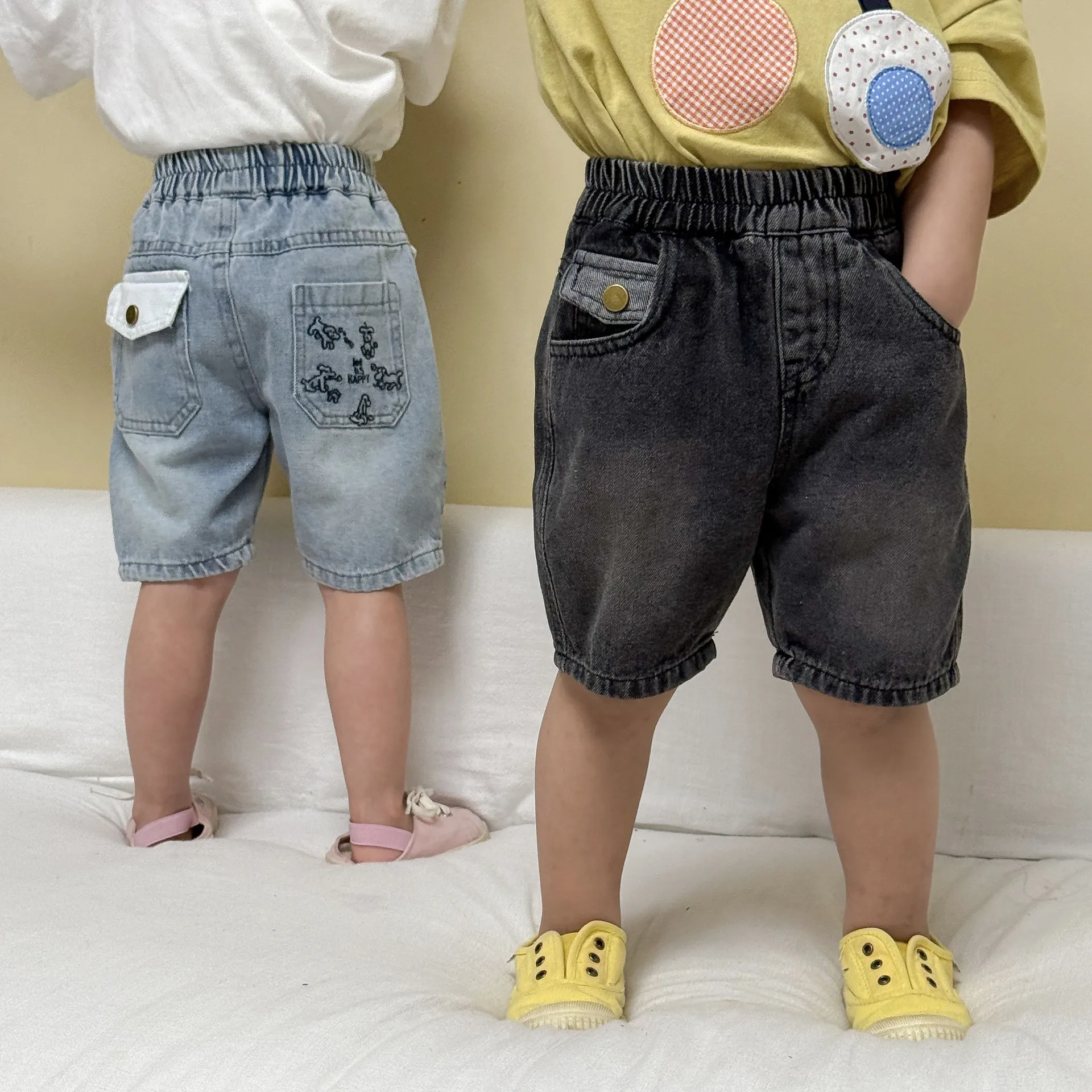 2026 Summer New Children Denim Shorts Fashion Girls Cartoon Print Shorts Kids Boys Casual Shorts Toddler Middle Pants