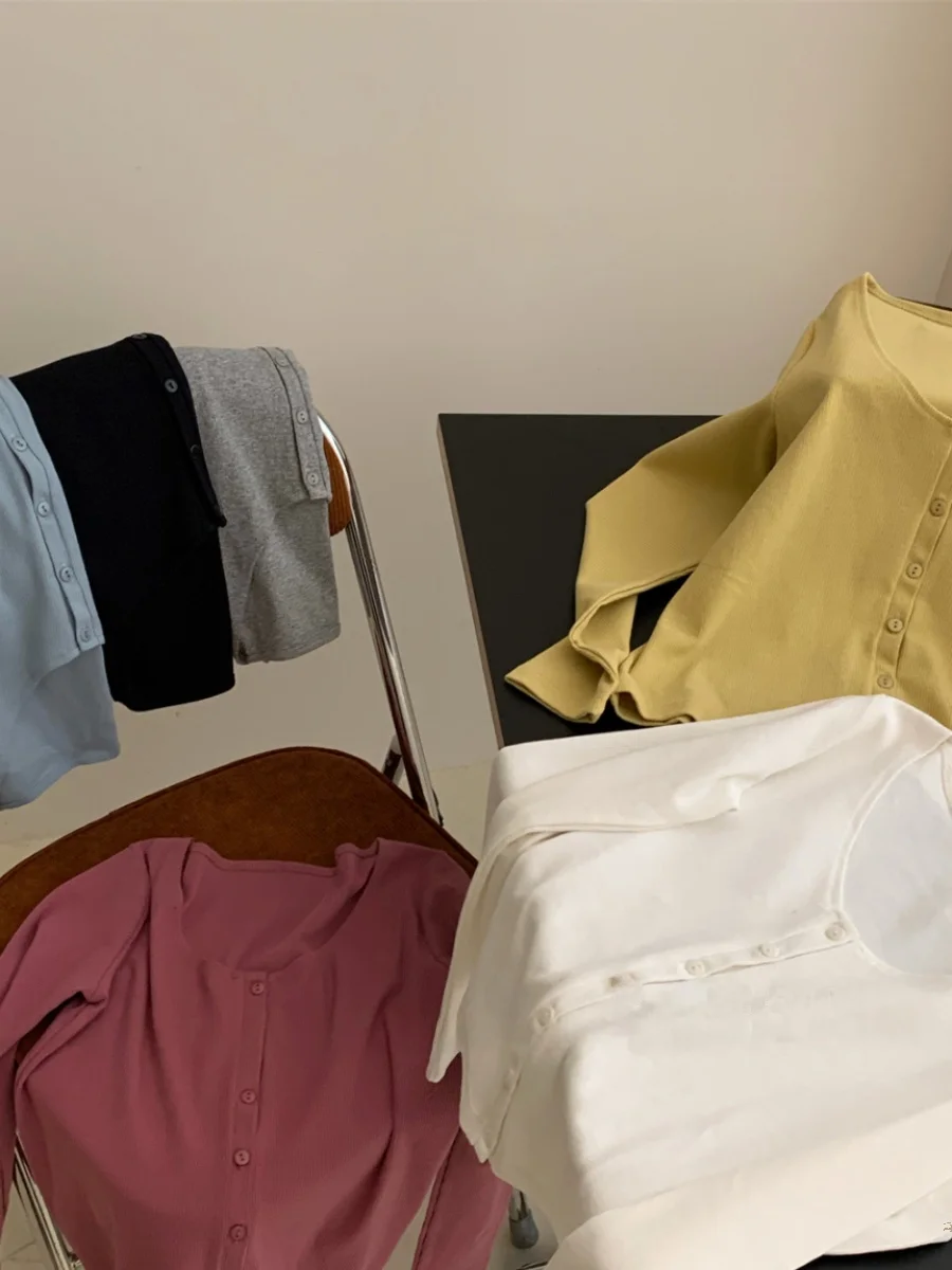 

Soft Knitted Cr Color Series Basic Sle Pure Color Long Sve V-Ne Buttoned Closure Knitted Open Cardigan for Women