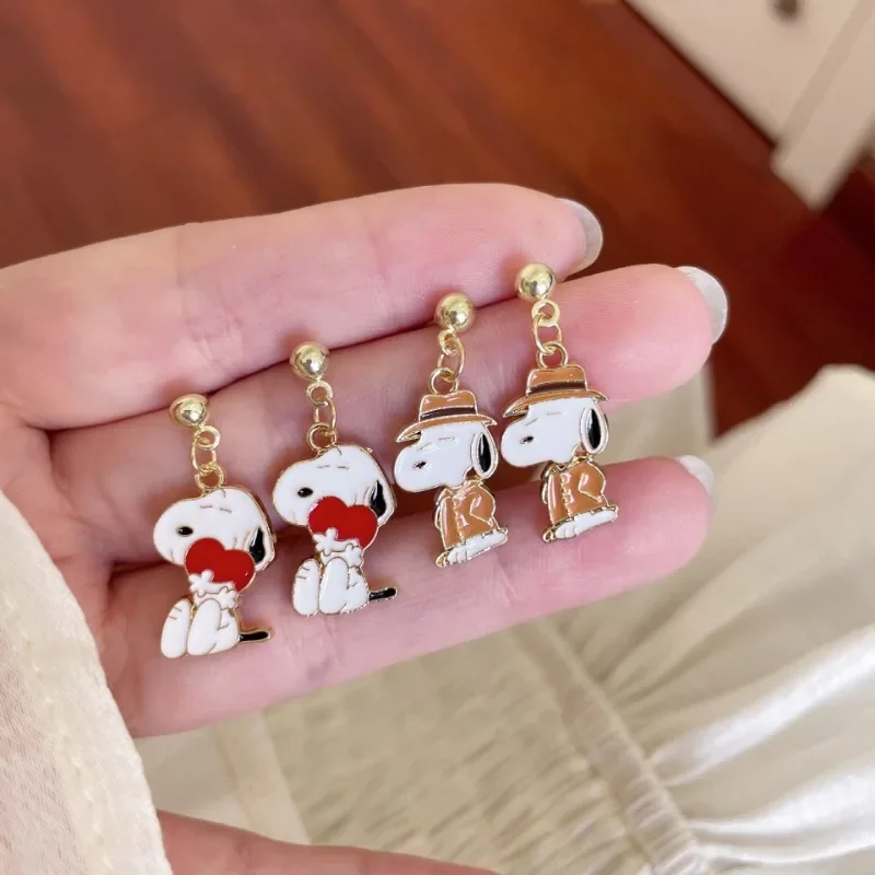 Snoopy Earrings Cartoon Personality Creative Female Silver Needle Earrings Fashion Casual Metal Jewelry Anime Girl Accessories