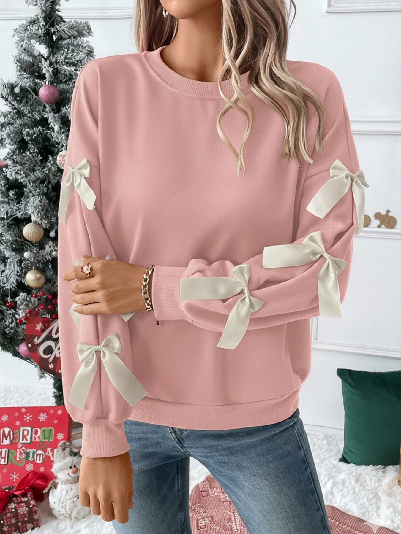 Round Neck Bow Sweatshirt Regular Length Sweet and Fresh with Pullover Patchwork Regular Sleeve Autumn Loose Fit Women Hoodie