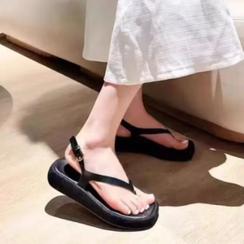 Summer Pinch Slippers Sandals Women Shoes Fashion Open Toe Buckle Strap Soft Leather Flip-flops Women Wedge Shoes Beach Sandals