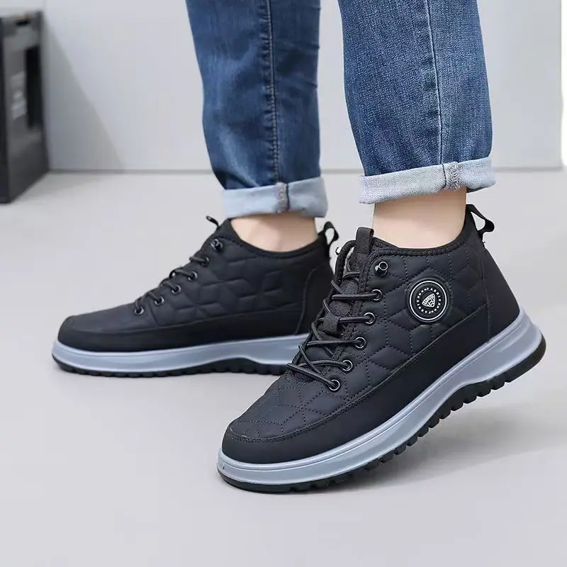 Sepatu Bot Salju Pria Musim Dingin Model Tinggi dengan Tali, Sol Tebal Anti Selip, Ringan, Tebal, Menjaga Kehangatan, untuk Usia Paruh Baya dan Lansia, Berbahan Katun