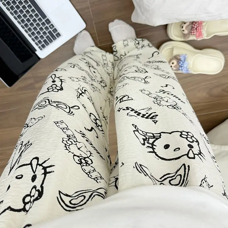 

Мягкие джинсы Sanrio, брюки с рисунком Hello Kitty, пижамные штаны для прогулок, летние универсальные повседневные брюки, которые можно носить на улице