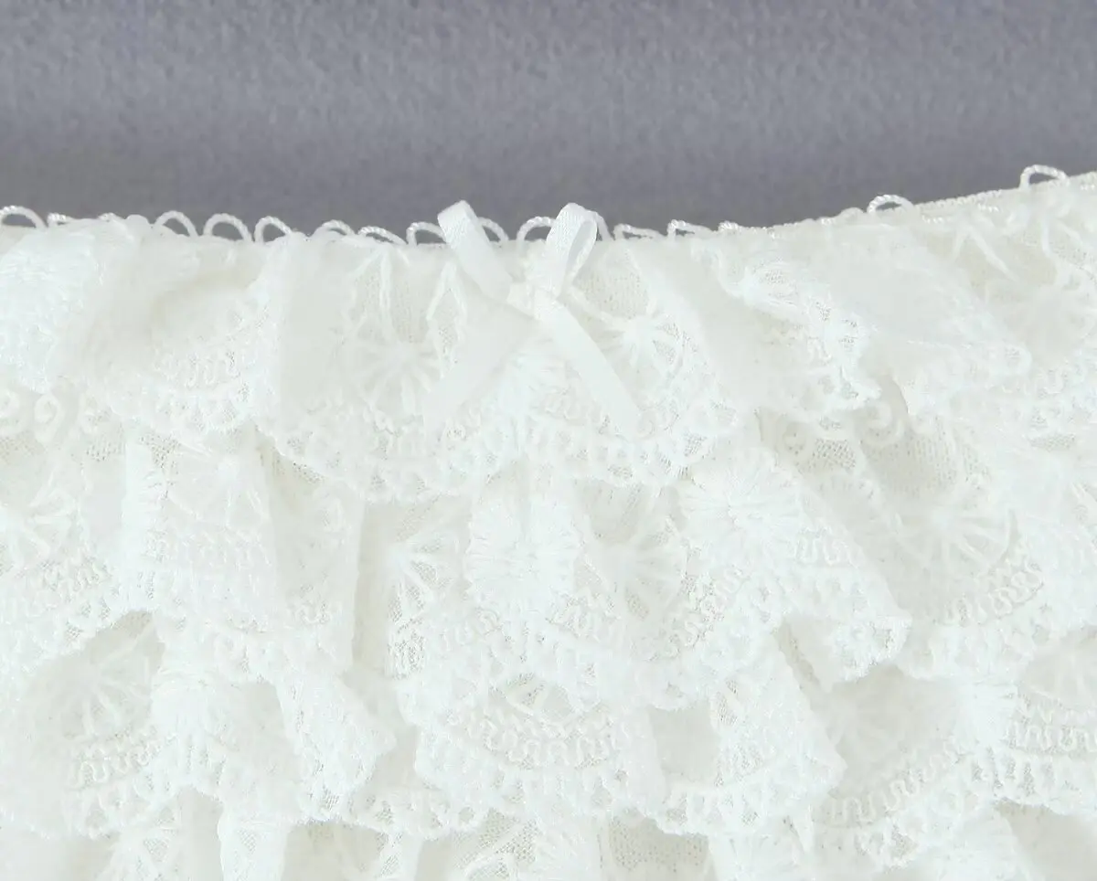 RARA Womens Shorts Elastic Waistband All Over Ruffled Lace Design Fluffy and Playful Style Perfect for Summer