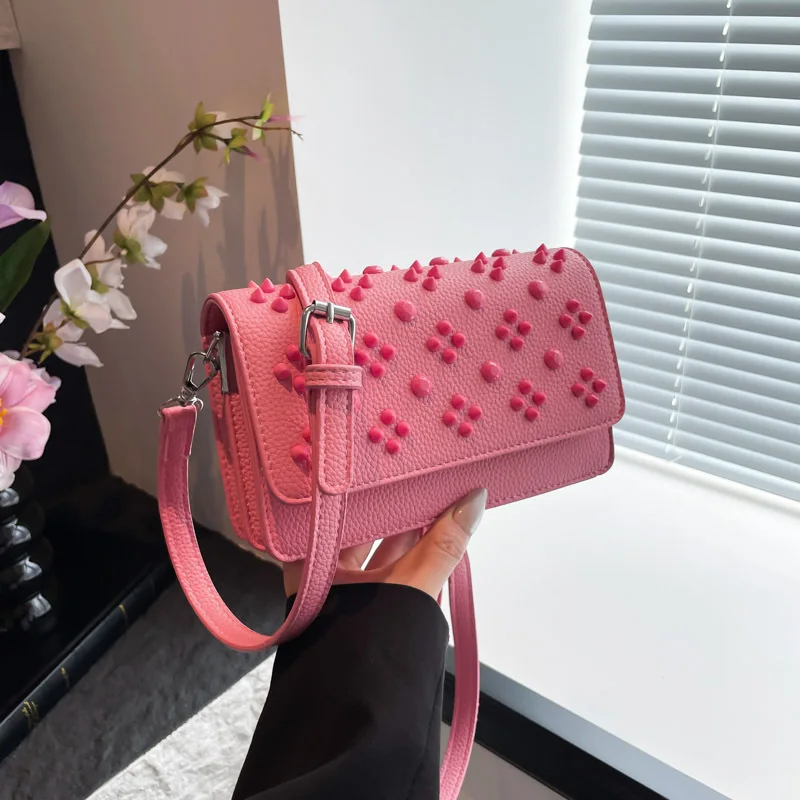 

2025 Edgy Square Bag, Fashion Shoulder Purse for Women, Versatile Crossbody Tote, Minimalist Day-to-Night Bag, Textured Sling