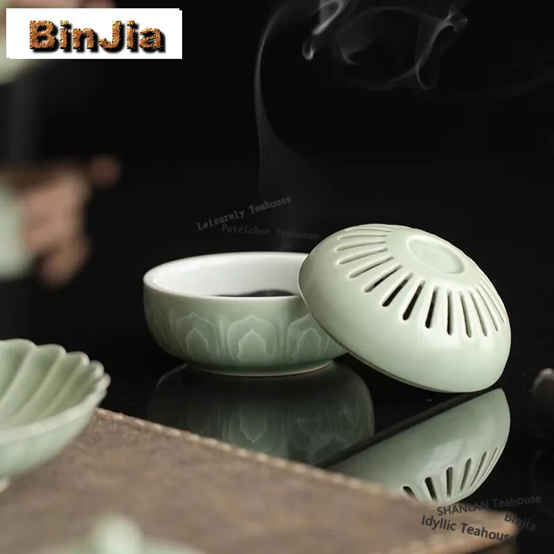 Handmade Bean Green Glaze Incense Holder Vintage Lotus Petal Incense Burner Stand For Incense Aromatherapy Smell Distributor
