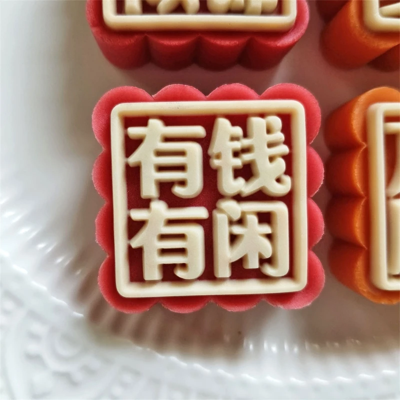Personagens Padrão Pattern Moon Cake Molds Biscoito Carimbo Chinês Midautumn Moon Cake Tool Tool Decorating para Cookie Kxre