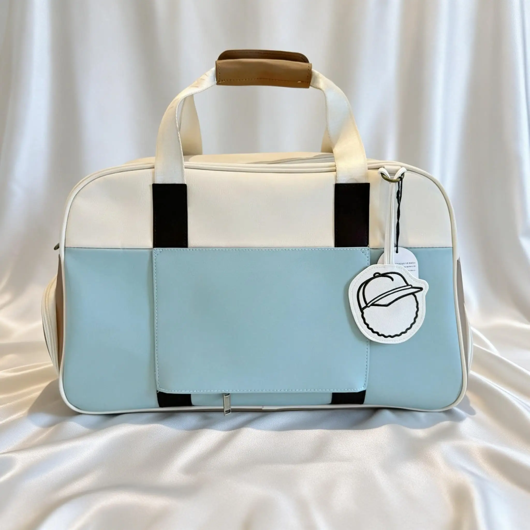Lightweight Golf Clothing Bag for Men & Women, Stylish Crossbody Handbag Golf Sports Storage Bag