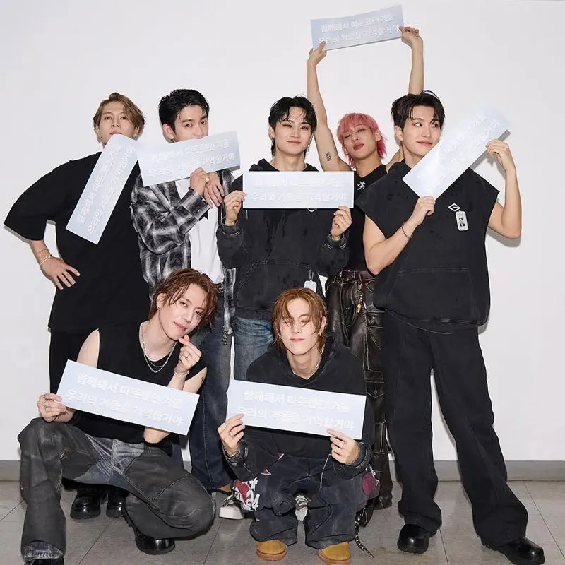 GOT7 NESTFEST Concert Zipper Hoodies Kpop Fashion Jackson Wang Same Sweatshirt Men Women Autumn Loose Zip Up Hoodies Jacket Coat