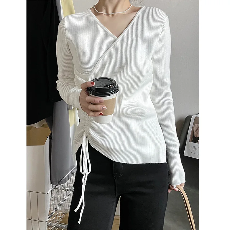 Slim Sweet V-Neck Lace Up Design Solid Women Knitted Tops Beautiful Women's Pullover Knits Autumn 2024 New Fashion