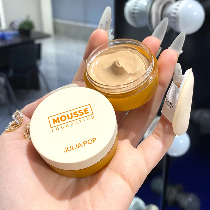 Wolken Brood Mousse Vloeibare Foundation Olie-Controle Hydraterende Glad Langdurige Waterdichte Natuurlijke Facial Basis Make-Up Crème