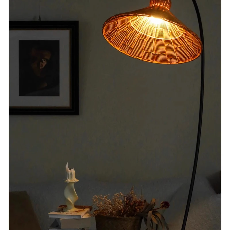 

The sun never sets floor lamp, French vacation romantic retro hand-woven living room bedroom floor lamp