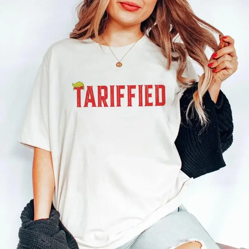 T-shirt Tarrified Tariffs, humoristique, économique, politique mondiale, anti-travailleur