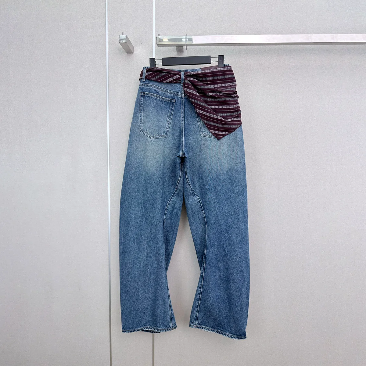 2026 high-quality women's clothing with scarves, waistbands, curved knives, jeans--hb