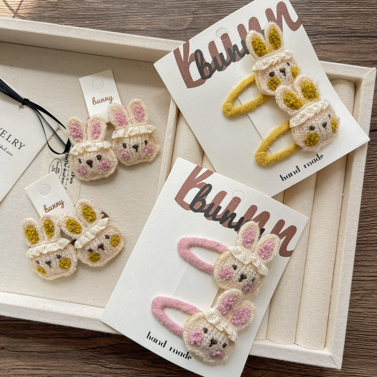 fermaglio-per-capelli-per-bambine-a-forma-di-coniglio-nuovo-dolce-stile-coreano-simpatico-cartone-animato-in-lana-lavorata-all'uncinetto-accessorio-per-capelli