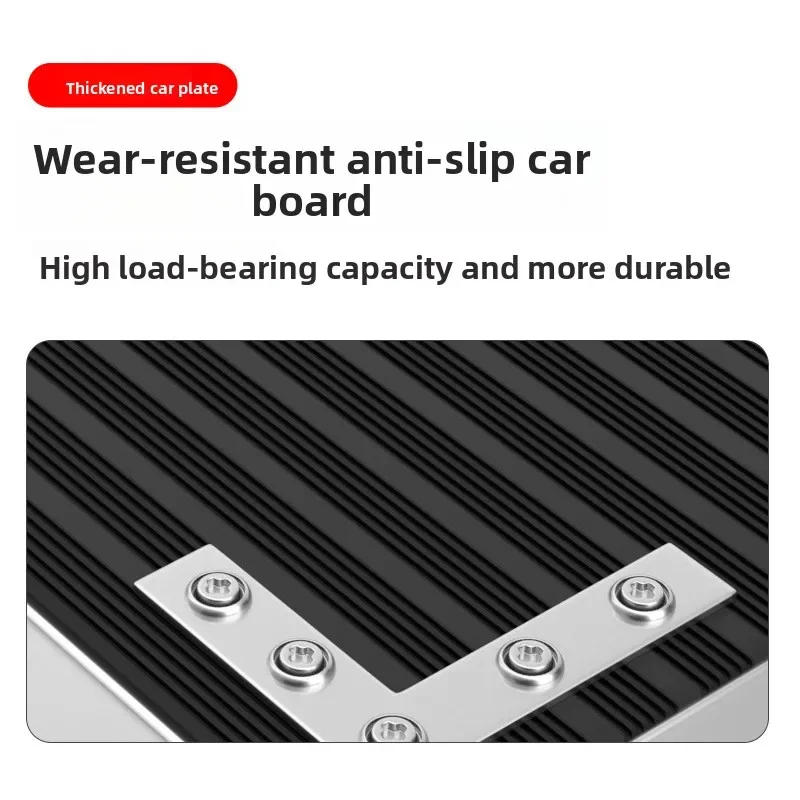 Un camion à plat tiré à la main chariot remorque pliant portable antidérapant plaque d'acier camion camion à quatre roues