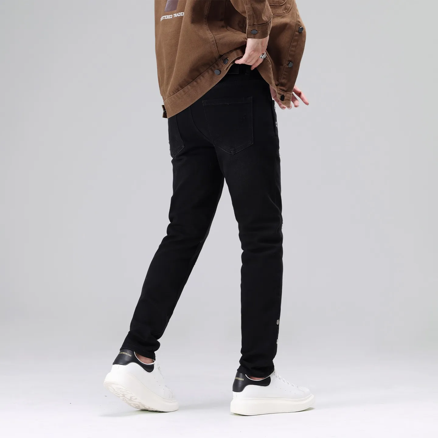 

Мужские дизайнерские джинсы: новые, высококачественные, эластичные, облегающие, черные, с эффектом потертости, в стиле хип-хоп, от бренда Pan.