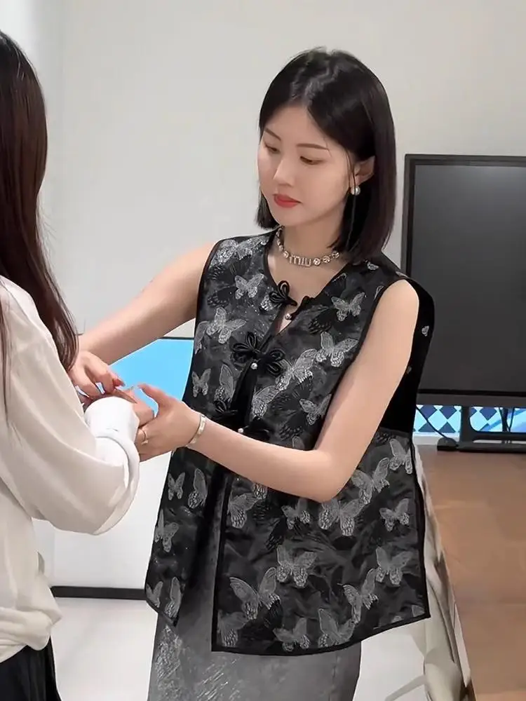 Nieuwe Chinese Sle Geborduurd Vest Vrouwen Lente Herfst 2025, Retro Knop Svel Top Vrouwen High-End Gevoel oulder Pad