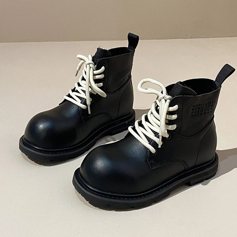 

Ботильоны для женщин на плоской подошве Модная спортивная обувь на шнуровке Повседневные дизайнерские короткие ботинки 2025 Зимние уютные спортивные ботинки Chelsea Botas Mujer