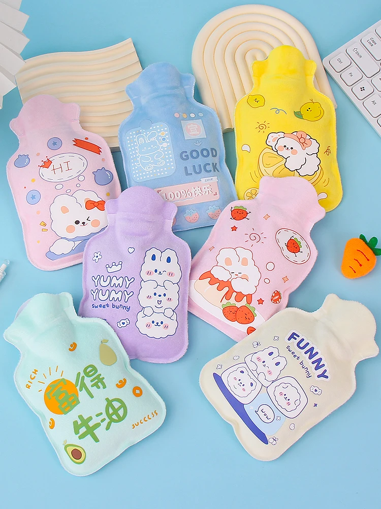 Hot water bag, children's cartoon warm water bag, water injection warm handbag, portable