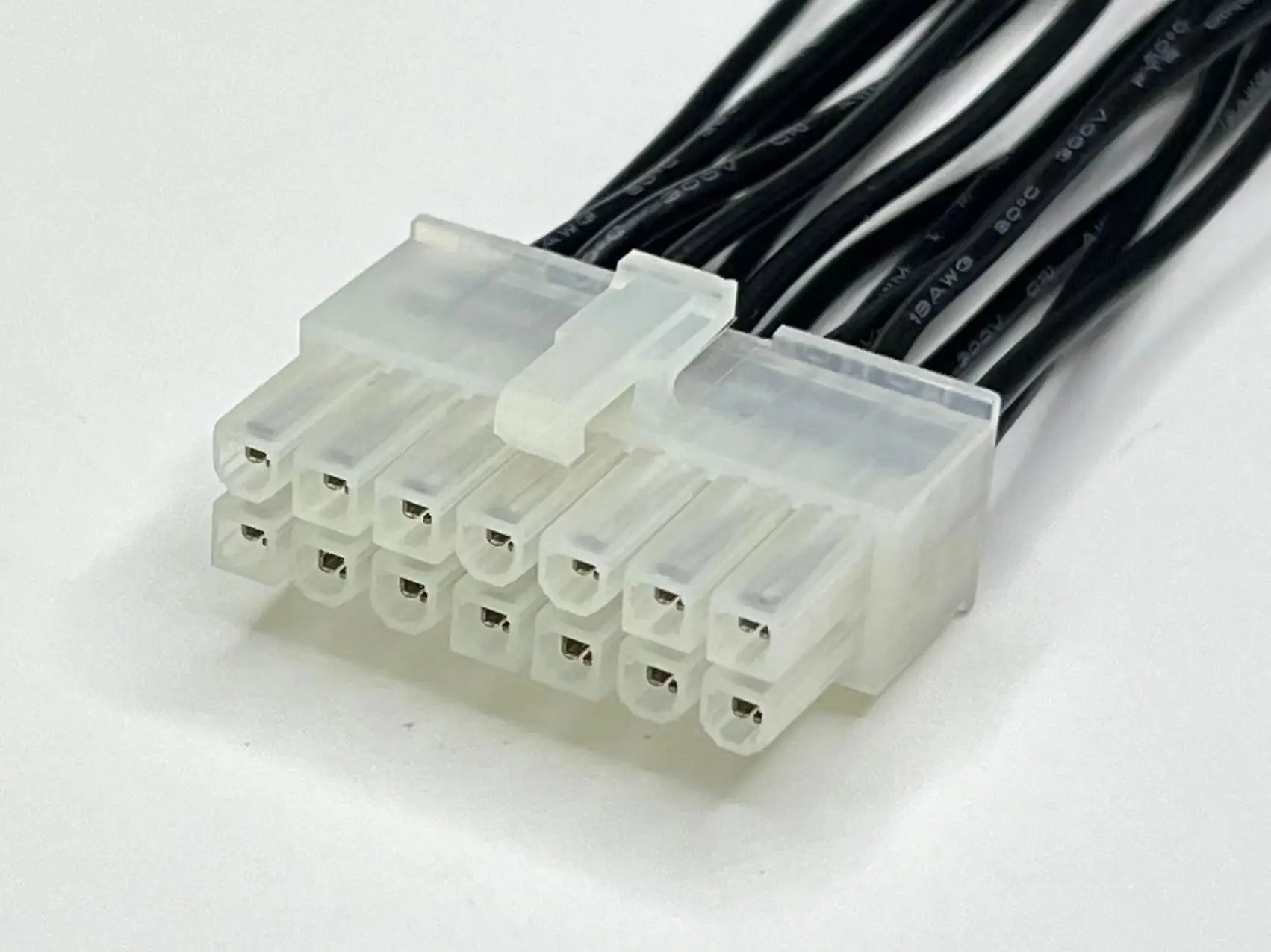 39012140 Wire harness, MOLEX MINI FIT 4.2mm Pitch OTS Cable, 39-01-2140, 14P, 5557-14R With Leads, Off the Shelf