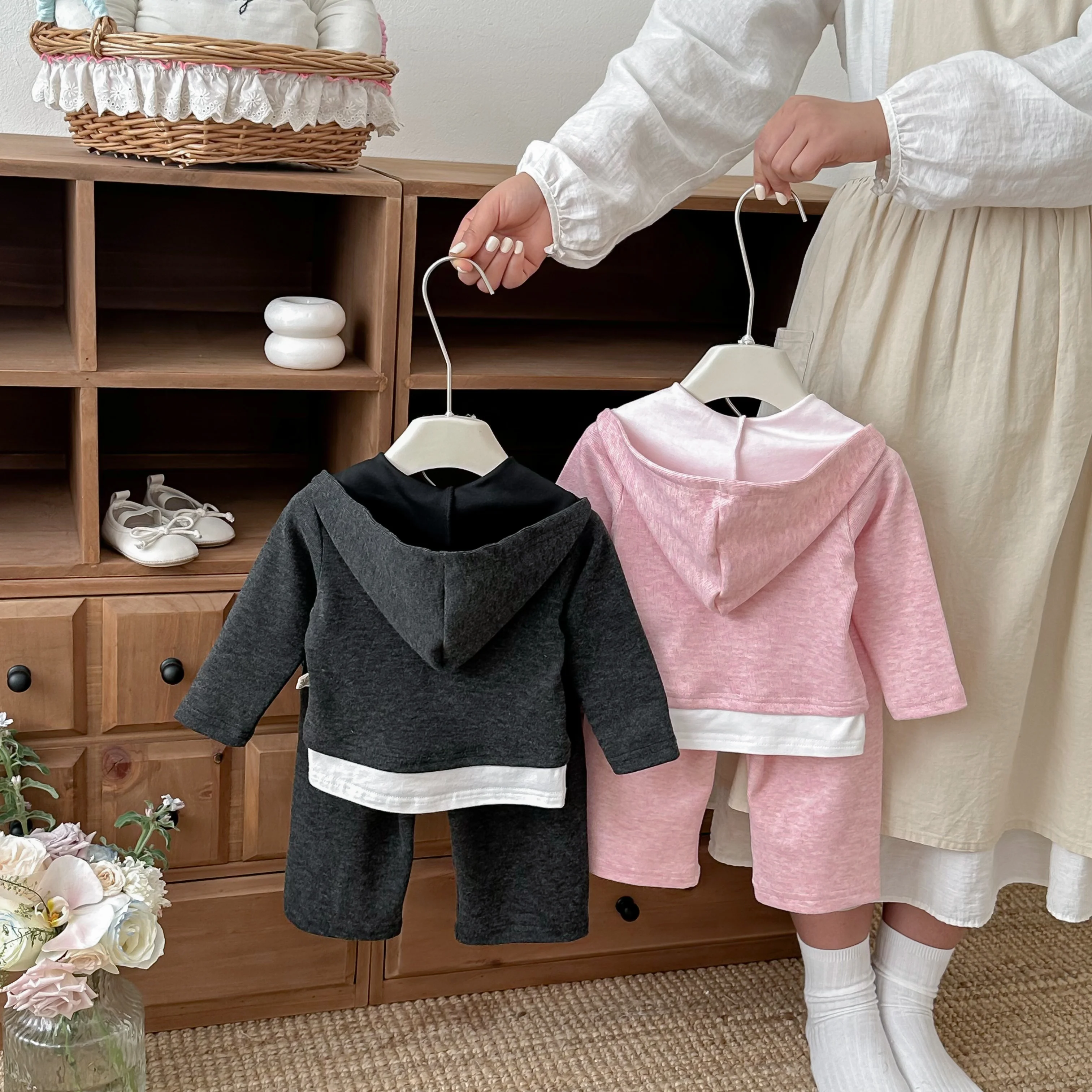 New Spring-Autumn Style Men's and Women's Baby-Sized Korean-Style Fake Two-Piece Hooded Base Shirt and Wide-Leg Pants Set