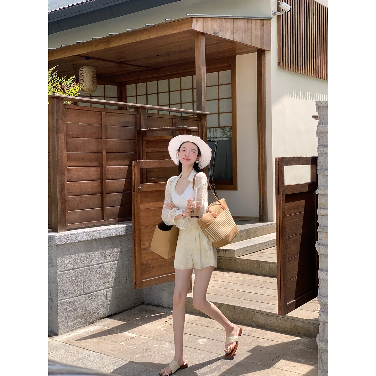 Syqiao Summer Casual Pants Heavy Embroidery Old Money Style Women's Short Pants Breathable Polyester Fiber Natural Waist