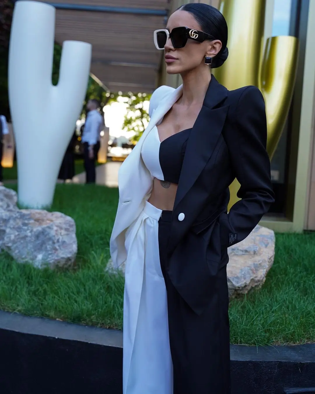 Peaked Lapel Suit for Women Pants Suits Coat and Pants Jacket Business Party Forma Blazer Daily Wedding, Prom Wear 2 Pcs