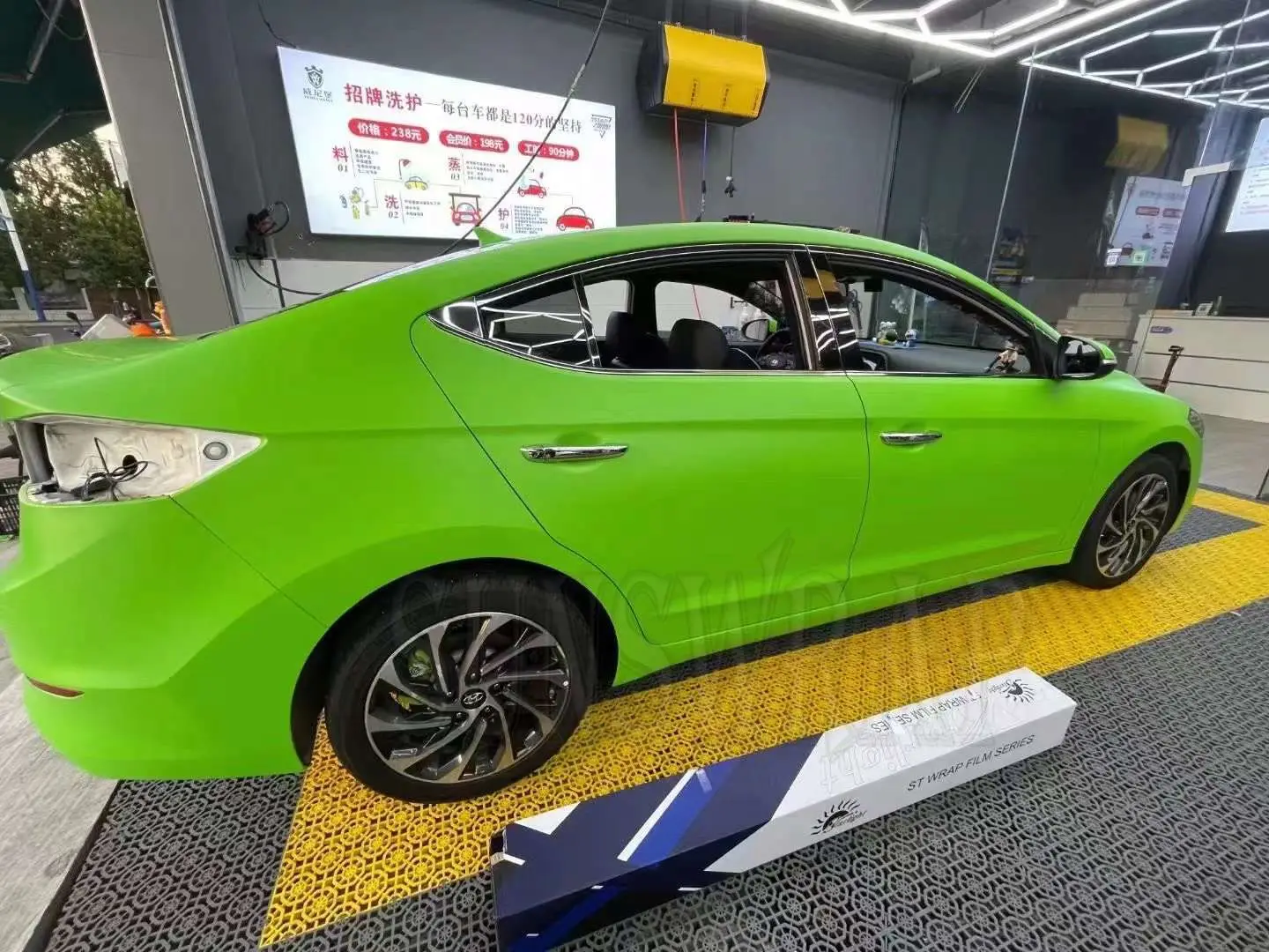 Green Car Satin Matt Wrapping Vehicle Wraps ONE Roll 5x59ft ( Low tack glue high quality ) Air Release Technology