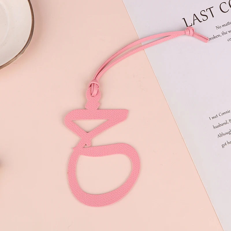 Arabic Letter Leather Pendant Arabic Numeral Shape Leather Bag Pendant Jewelry Pendant Letter Keychain Backpack Pendant Ladies