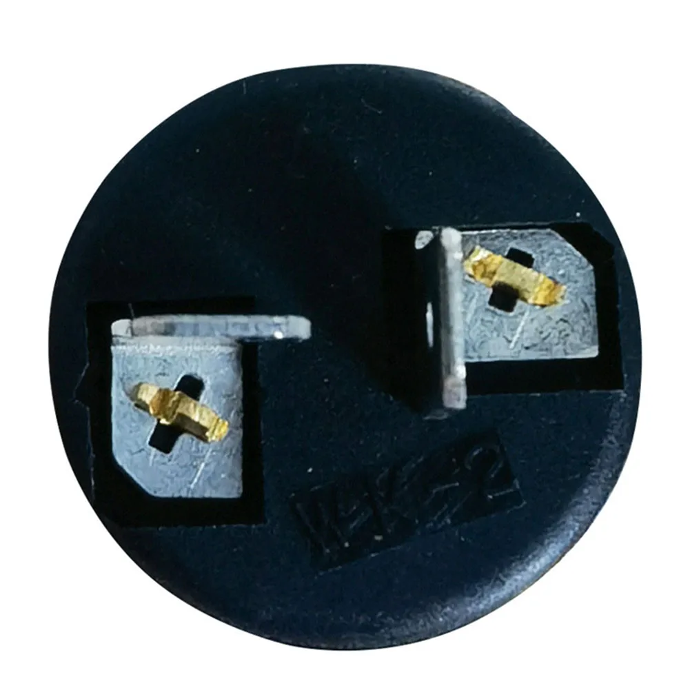 

Выключатель стоп-сигнала автомобиля для Mercedes Sprinter 2T Bus 1995 2006 с номером детали 0005456909 2D0945515 6885457009