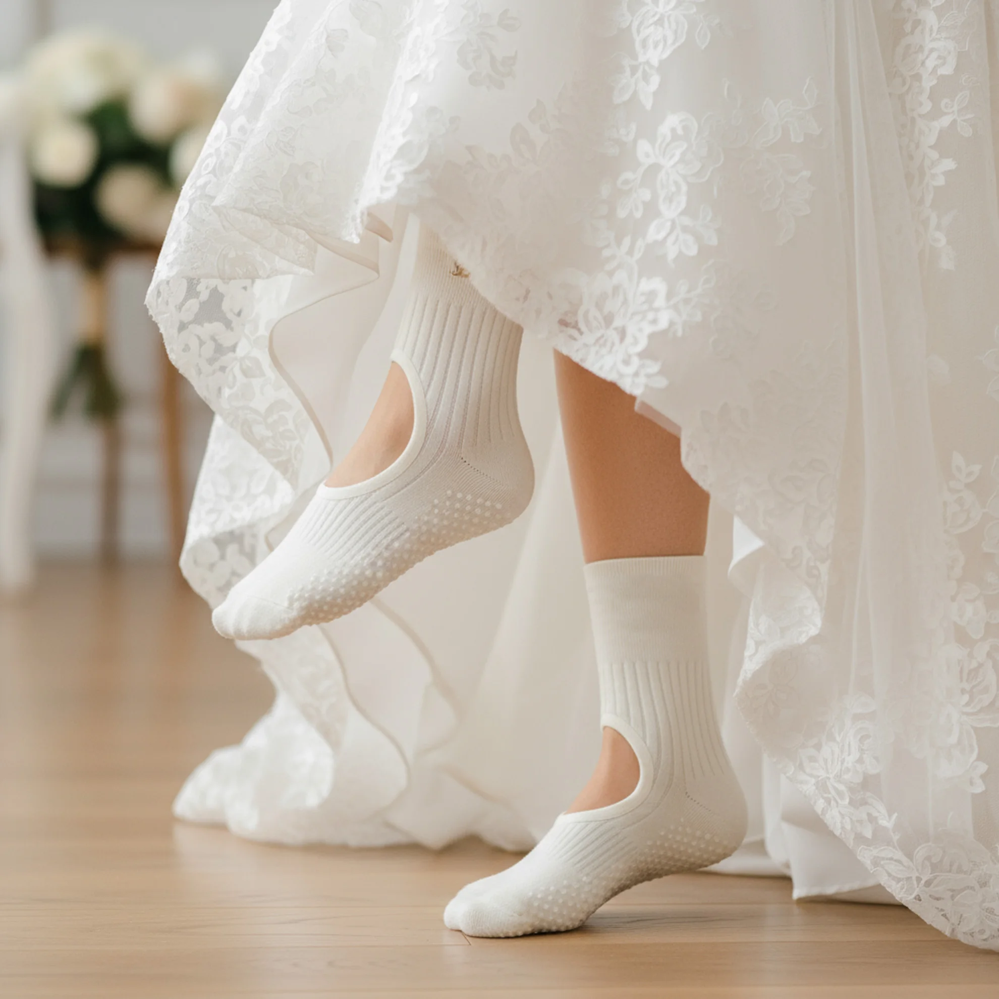 

Носки для невесты в стиле йоги, уютные мягкие и нескользящие спортивные носки, подарки для свадебной вечеринки, для девичника невесты