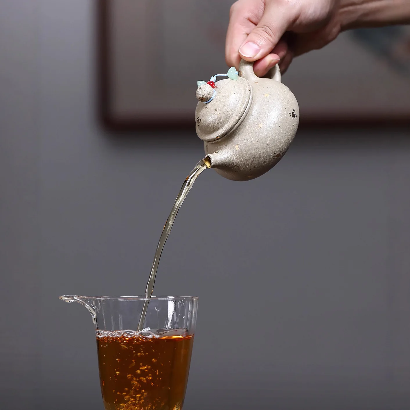 

Handmade Yixing Purple Clay Teapot Famous Ore White Segment Mud Sprinkling Yunyuntian Pile Ball Hole 170C
