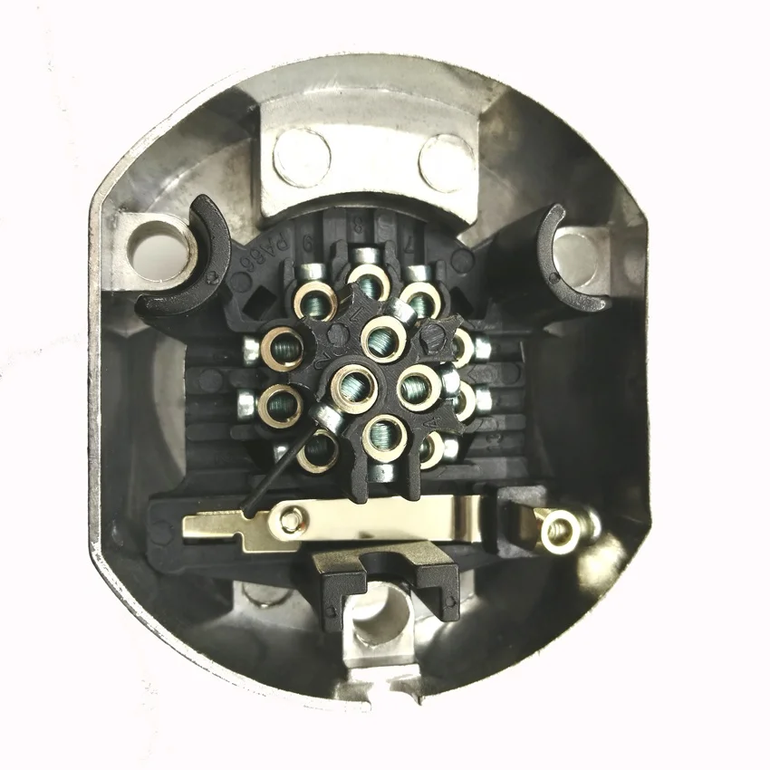 Wholesale 13Pin Metal Trailer Socket with Anti-Fog Function Aluminium Alloy 13 Way Lights Connectors  Waterproof & Exquisite - view 4