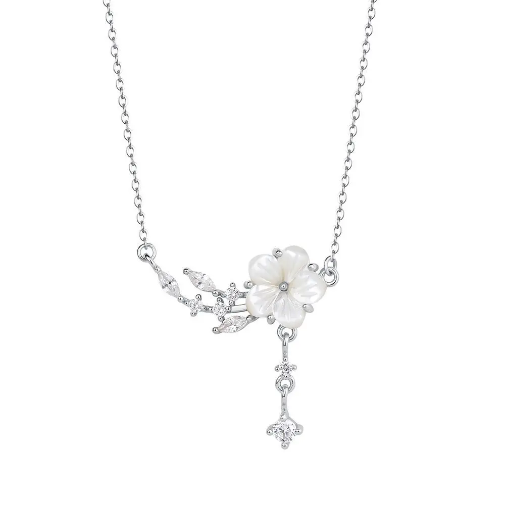 925 Sterling Silver Japanese Shell Peach Blossom Shiny Zircon Pendant Necklace for Women  Sweet Temperament Collarbone Chain