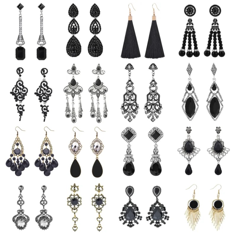 1920s Gates-style makeup dance party  dress accessories inlaid with  tassels pearl water drop earrings girl