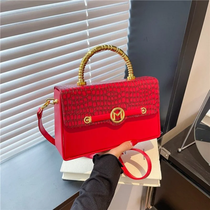 

High-End Ladies Tote Bag Made Of Premium Leather Featuring High-End Quality And Paris Elegant Vintage Look​