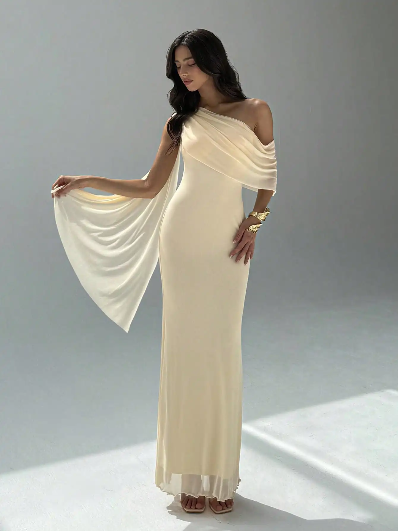 

Women's Off-Shoulder Asymmetrical Chiffon Maxi Dress in Apricot, Elegant Bodycon Fit for Party or Dinner