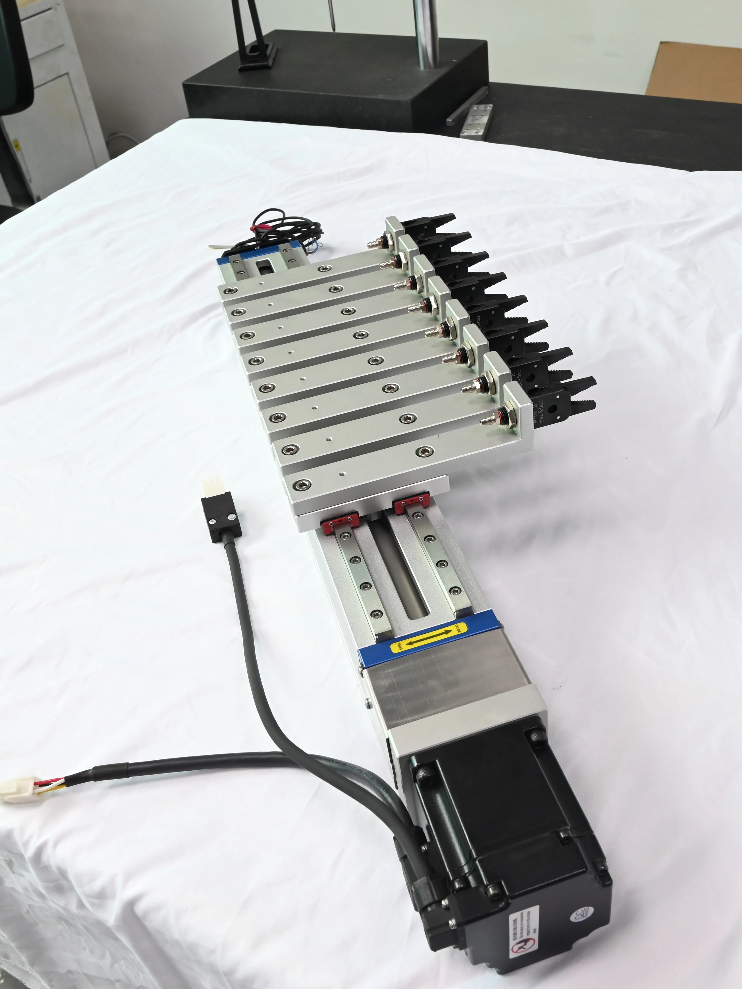 XD6859C variable stroke module 8 stations adjustable pitch synchronous sliding loading and unloading mechanism 5kg