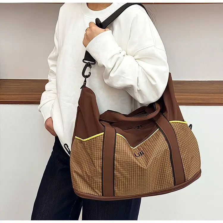 

Дорожная сумка большой вместимости, многофункциональная, для спорта и фитнеса, для женщин и мужчин, с раздельными отделениями для сухих и влажных вещей, расширяемая, мягкая, с удобным хранением.