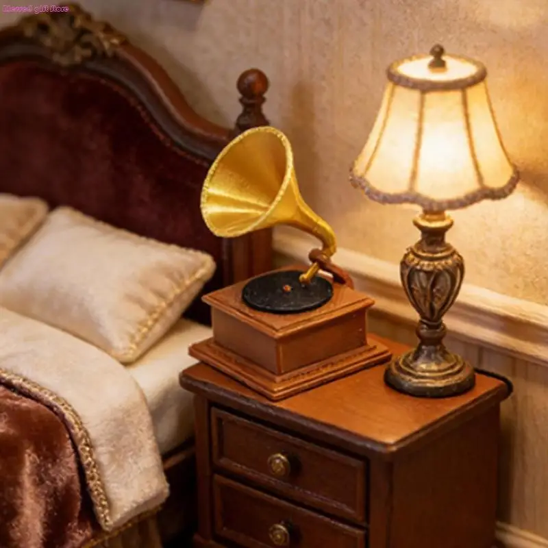 D0JC Detailed Mini Gramophone Figurine Perfect For Bookshelf Or Desk Display