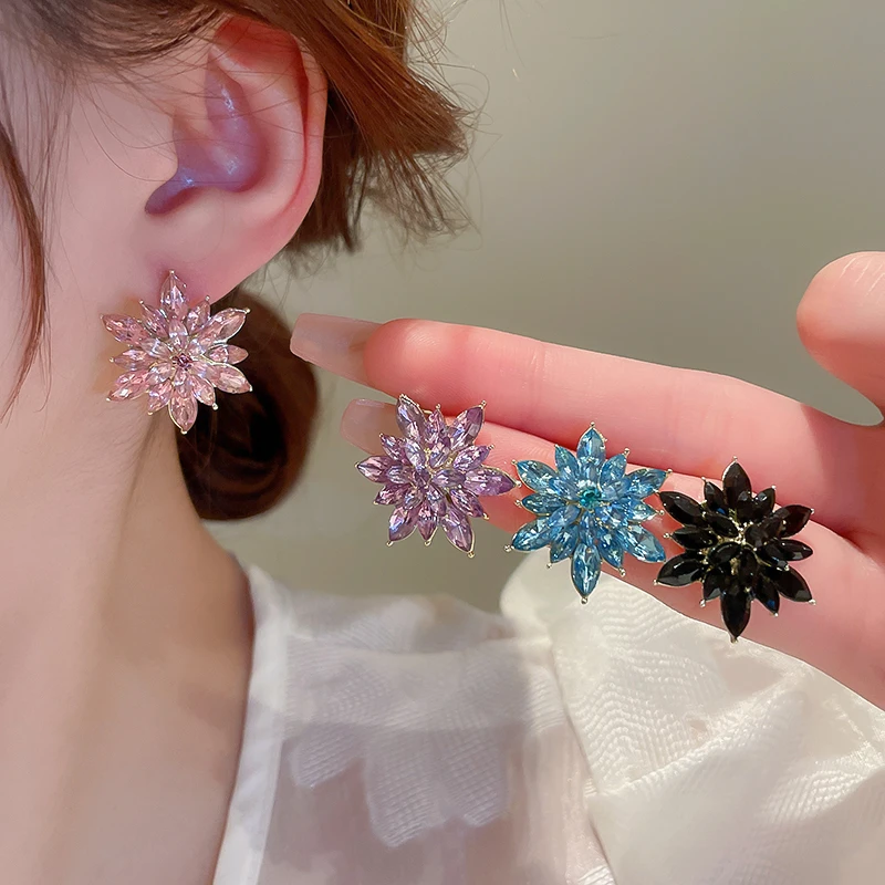 Rhinestones Solid Color Multilayer Flowers Silver Needle Stud Earrings for Women New Sparkle Exquisite Fashion Jewelry Wholesale