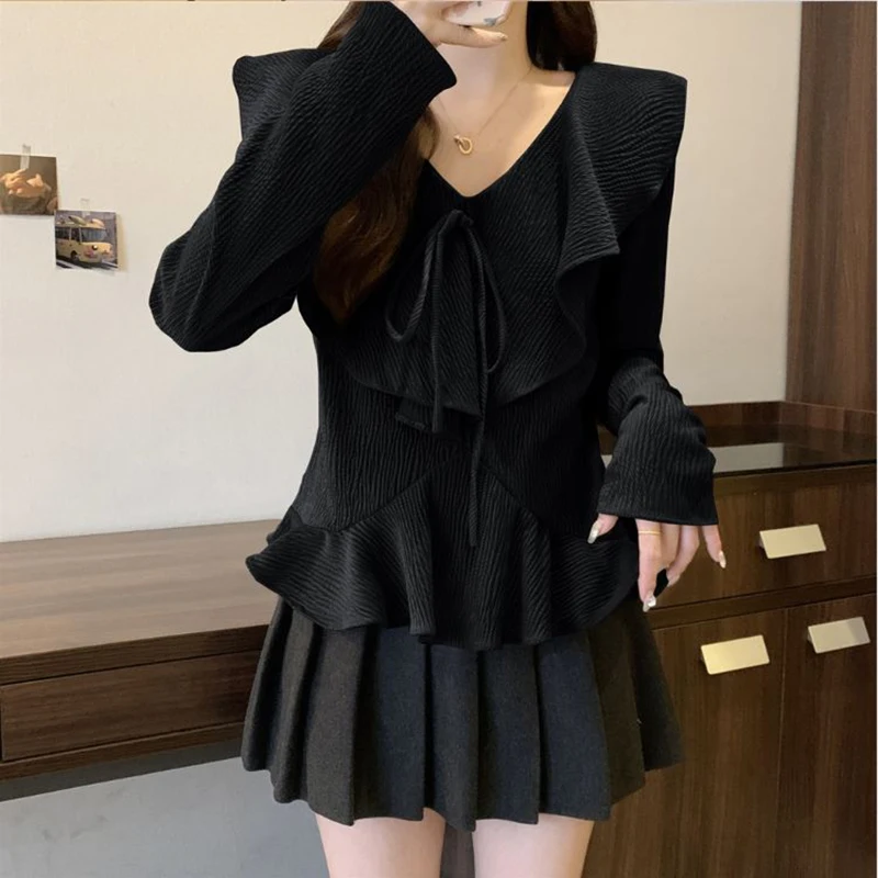 Fashion V-Neck Lace Up Bow Sweet Ruffles T-Shirts Female Clothing 2024 Autumn New Loose All-match Tops Casual Tee Shirt