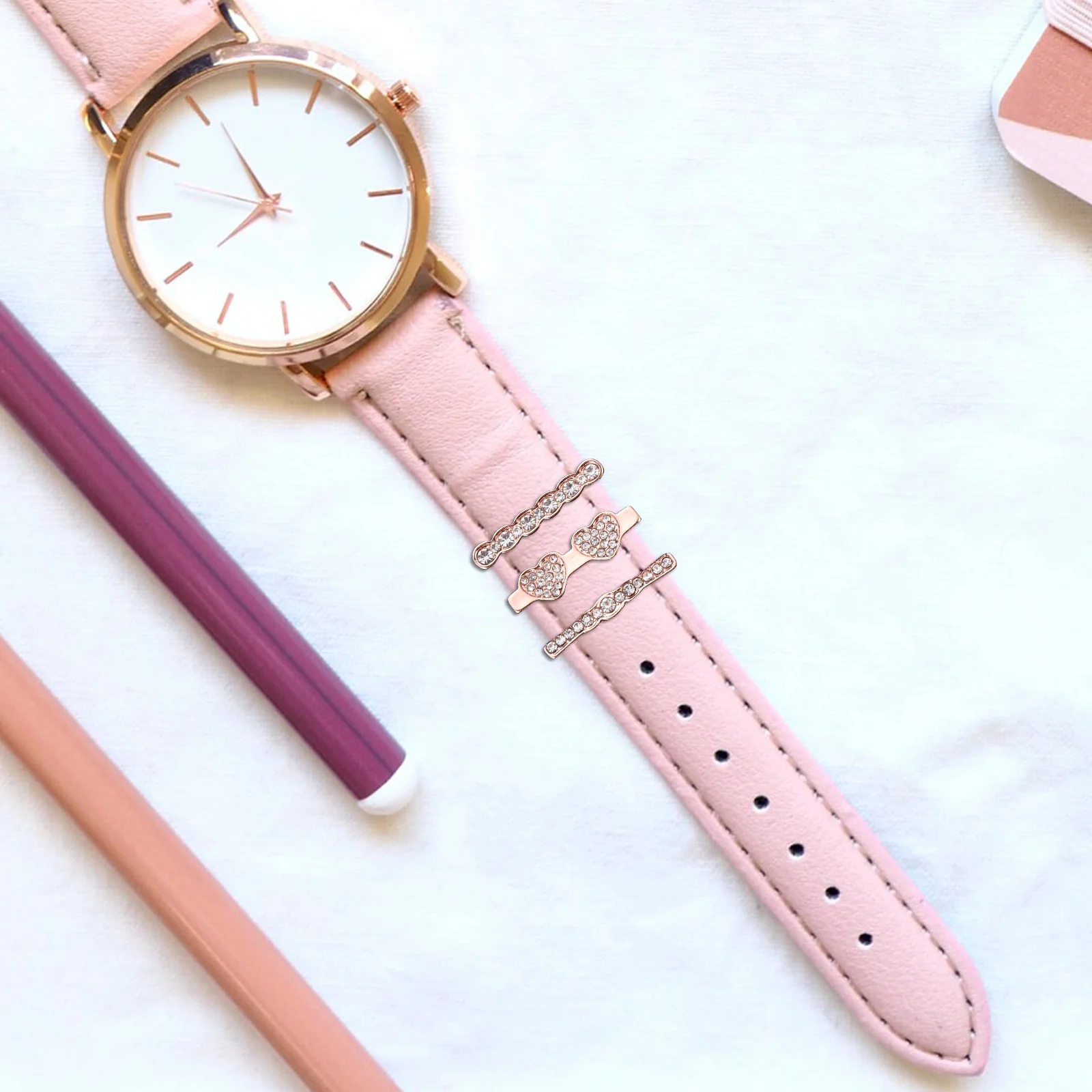 3 قطع من حلقات حزام الساعة المزخرف على شكل قلب مصنوعة من خليط معدني وخفيفة الوزن ومتينة وحلقة حلقة صغيرة من السيليكون #5