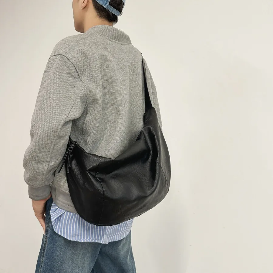 

【New style】 Korean style croissant bag texture large niche design soft leather shoulder bag retro fashion men's -body bag