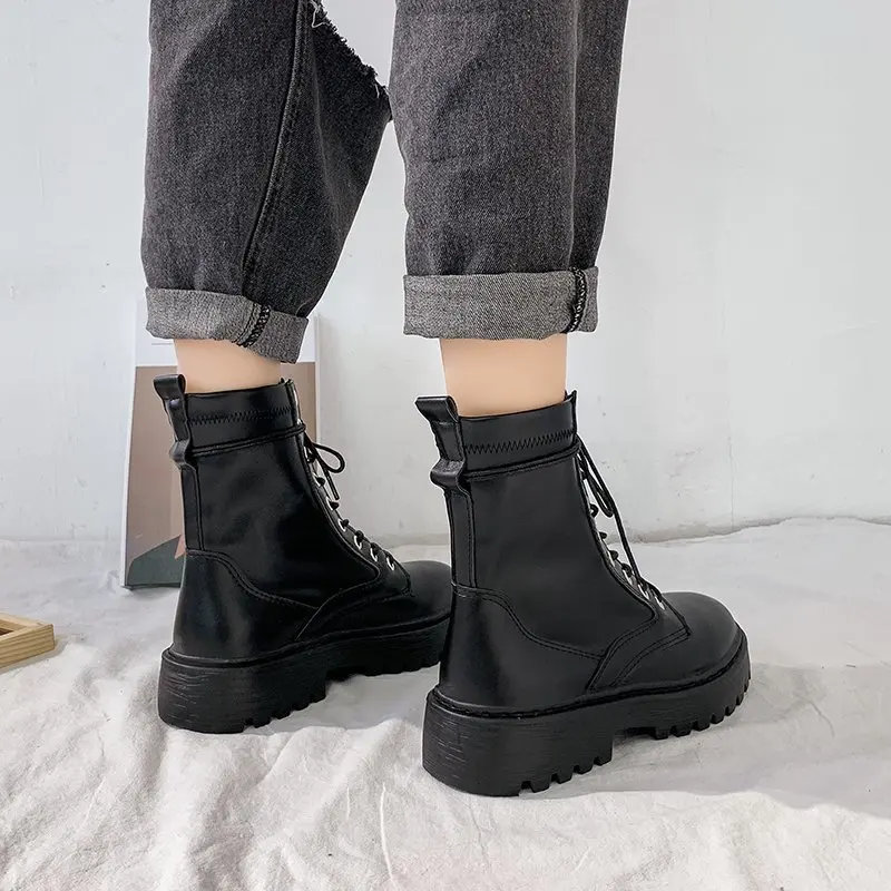 2022 Winter New Round Head Lace Thick Soled Medium Boots for Women Warm Casual Anti-skid Oversize Shoes Fashionable Street Cool