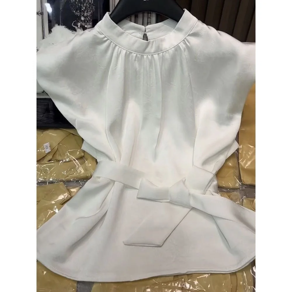 

Шелковая шифоновая блузка без рукавов: стильная европейская летняя одежда 2025 года, новая женская мода, круглый вырез, завязки на талии, прямой крой