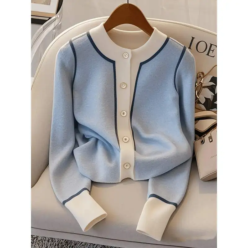 Autumn 2025 Women's Blue Knitted Top mat High-End Sle Trendy Small irt Polyester Fiber Long Sve Regular Fit