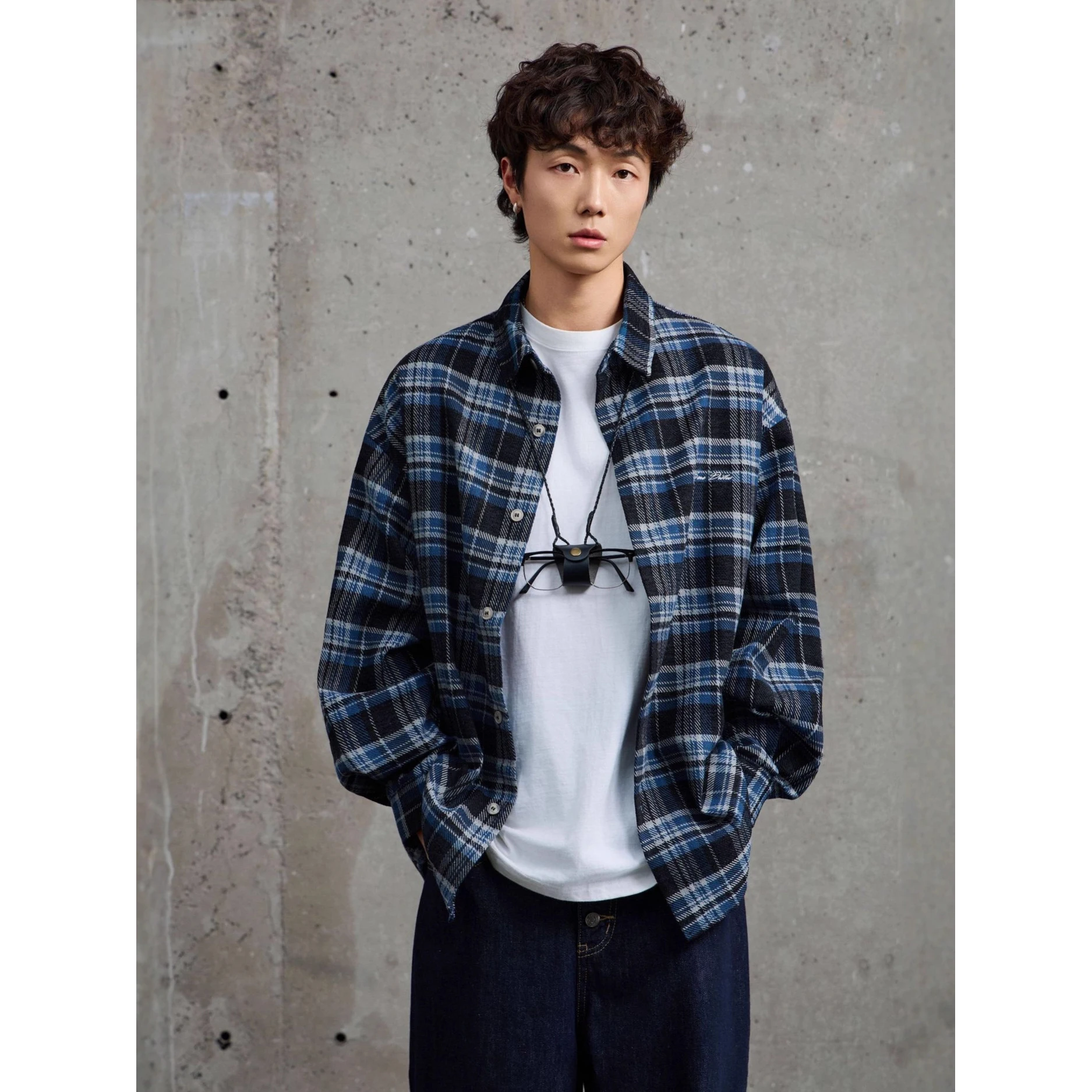 

Men's Letter Embroidered Plaid Shirt Loose Plus Size Long Sleeve Shirt Men's Tops