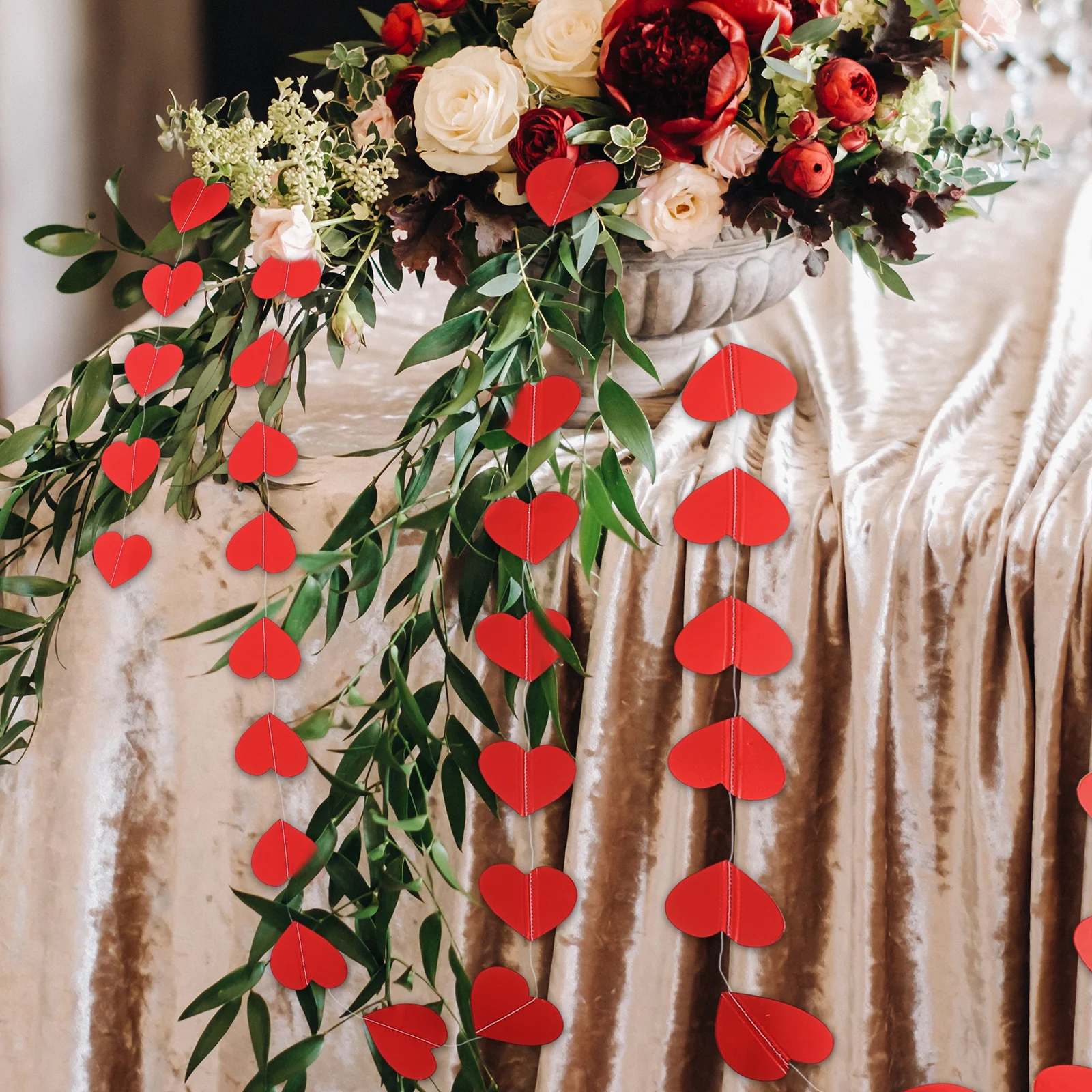 

35 Pieces Heart Paper Garland Valentine Decorations Wedding Party Hanging Bunting Home Farmhouse Decor Lightweight